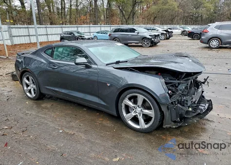2017 Chevrolet Camaro Ss z USA, uszkodzony, nr VIN 1G1FF1R71H0185548